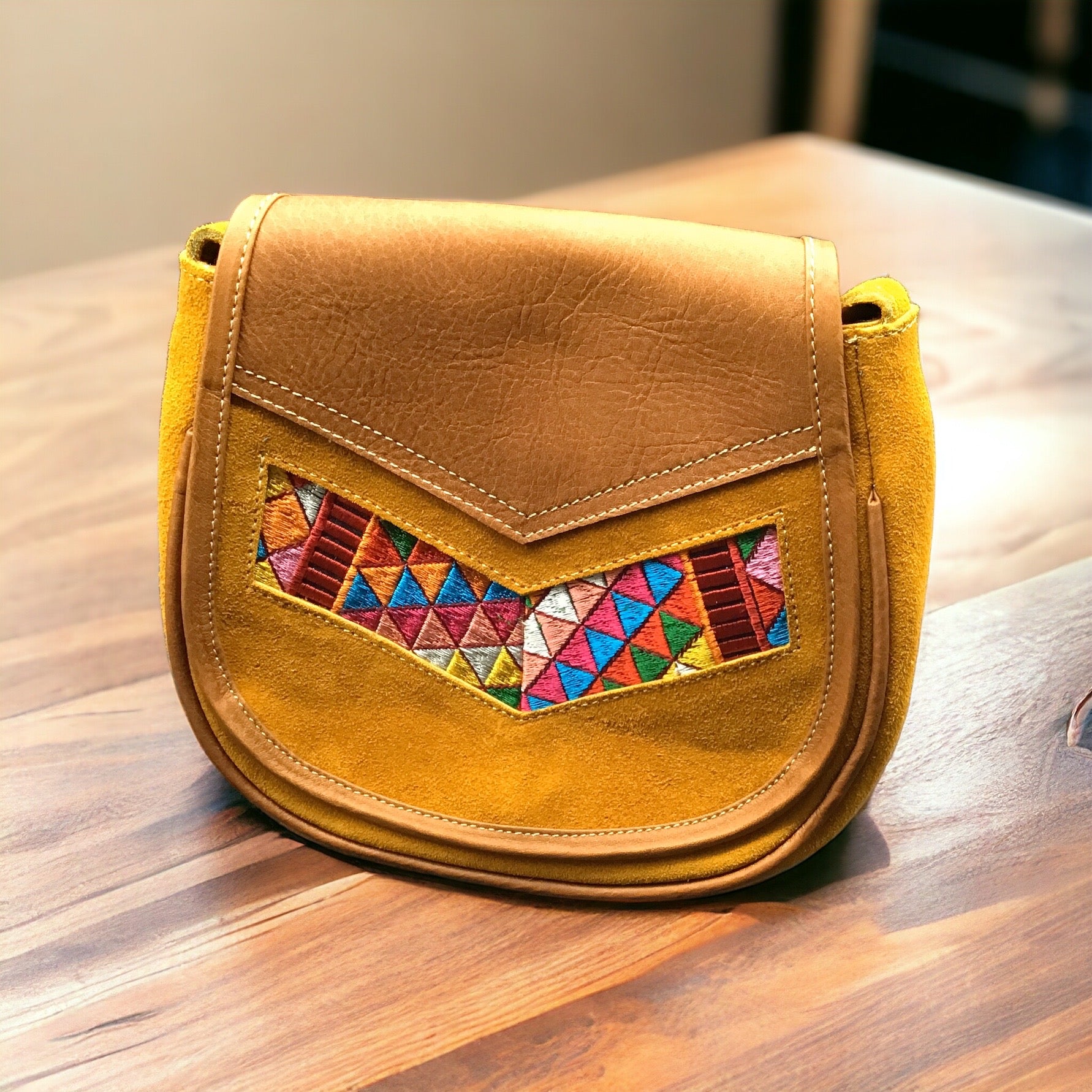 Boot Stitch Camel Purse
