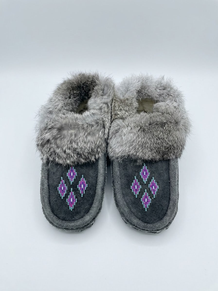 Moccasins Beaded (Size 7)