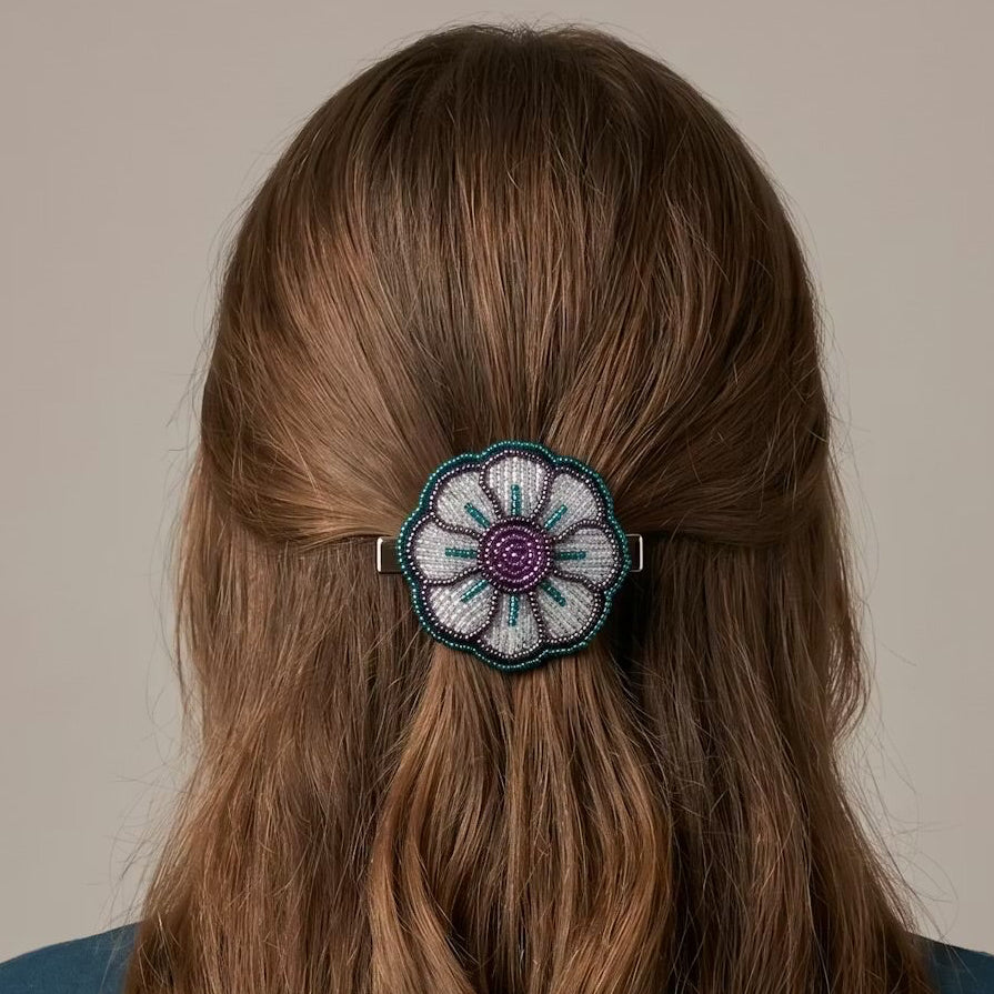 OLDTRIBES Silver Beaded Flower Barrette