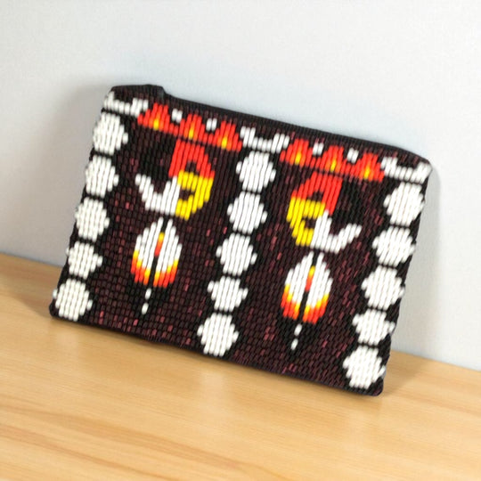 OLDTRIBES™ Feather with Dreamcatcher Beaded coin purse