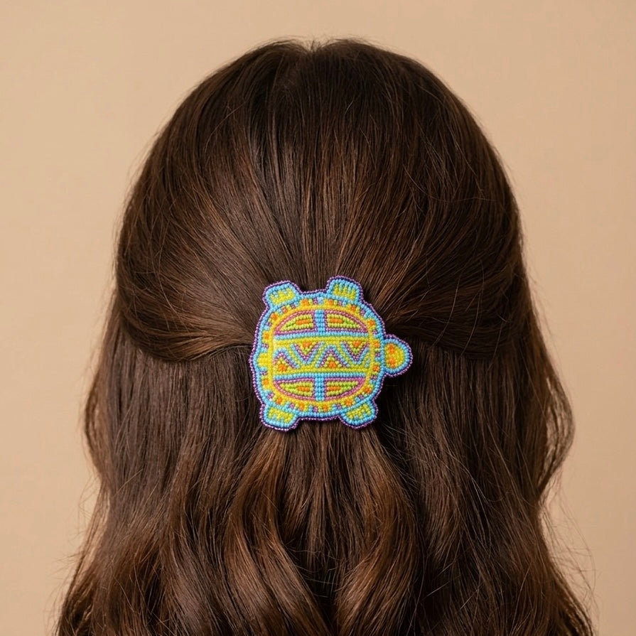 Beaded turtle Barrette Blue accent