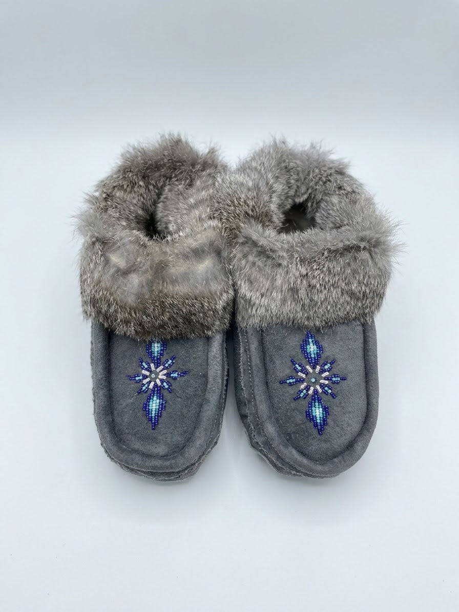 Moccasins Beaded (Size 7)