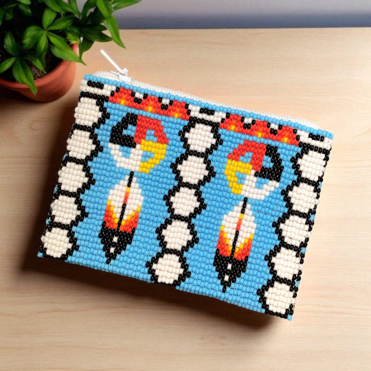 OLDTRIBES™ Feather with Dreamcatcher Beaded coin purse