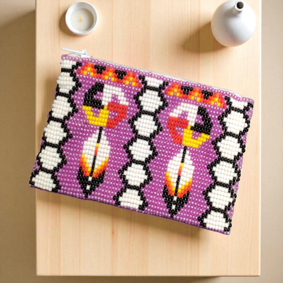 OLDTRIBES™ Feather with Dreamcatcher Beaded coin purse