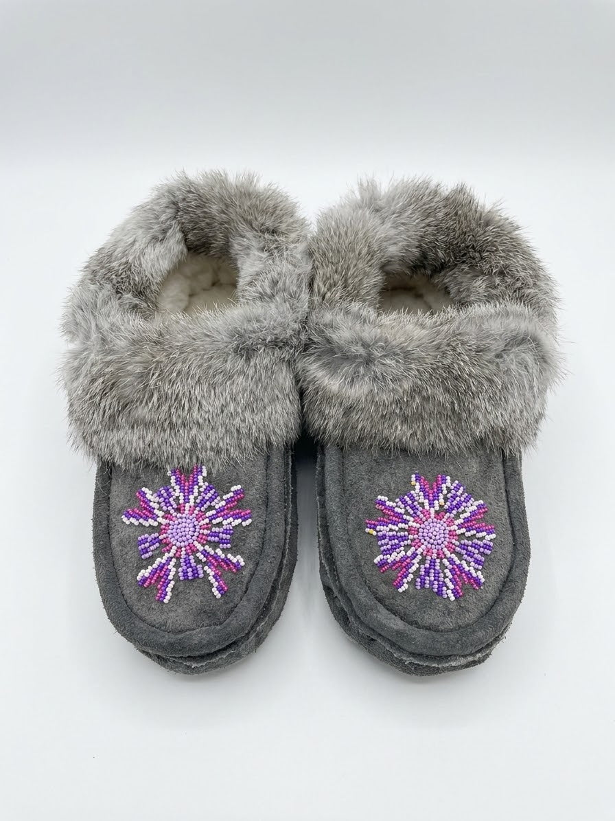Moccasins Beaded (Size 7)
