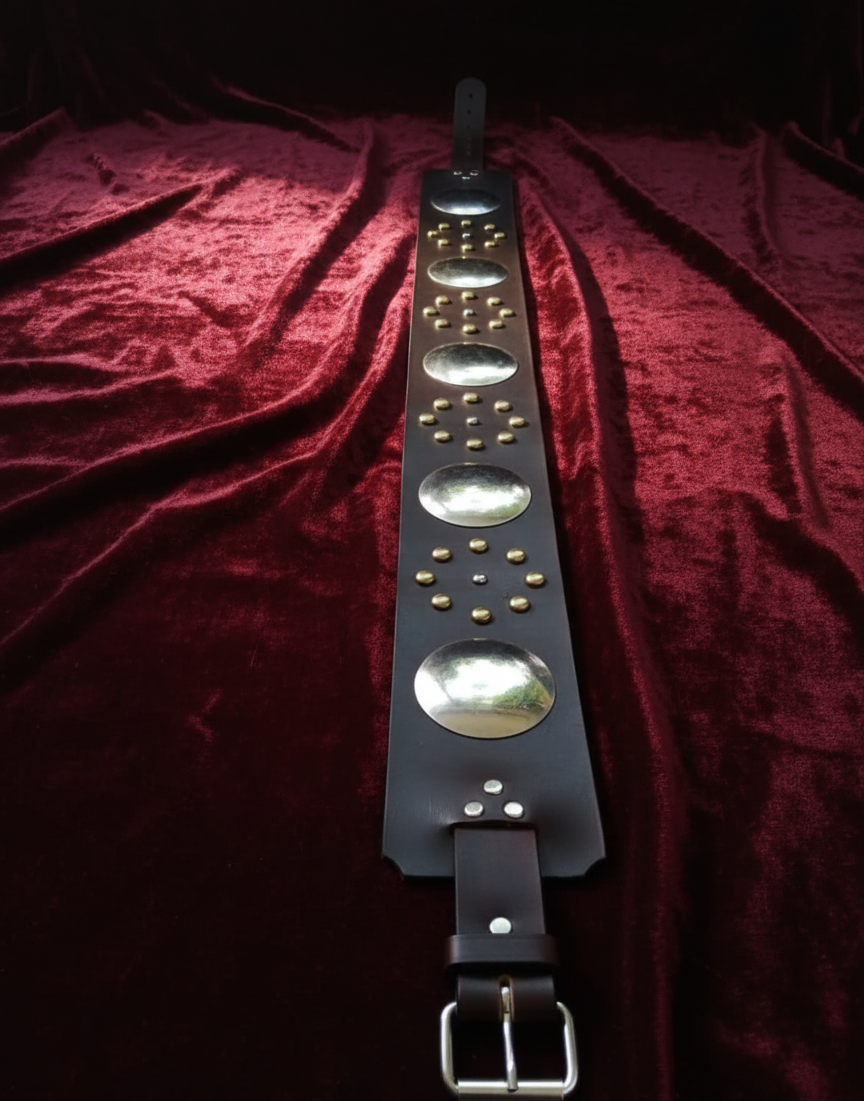 Traditionally Silver or bronze Concho for  Belts  decorations